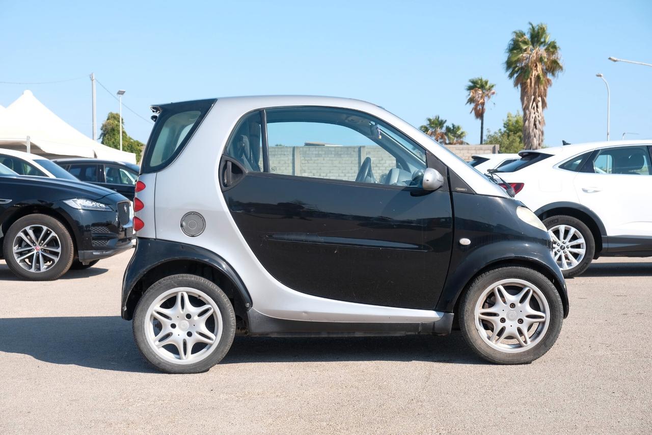 Smart ForTwo 700 coupé pure (45 kW)