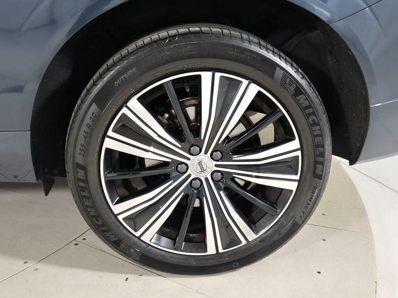 Volvo XC60 II 2022 2.0 b4 Plus Bright auto