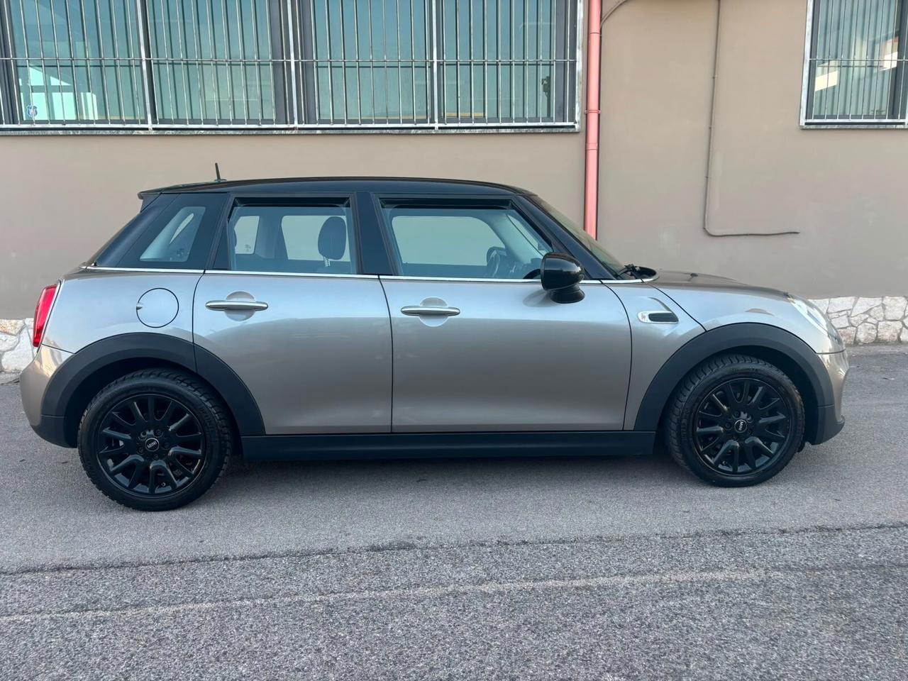 Mini 1.5 Cooper D Hype 5 porte ANNO 2017
