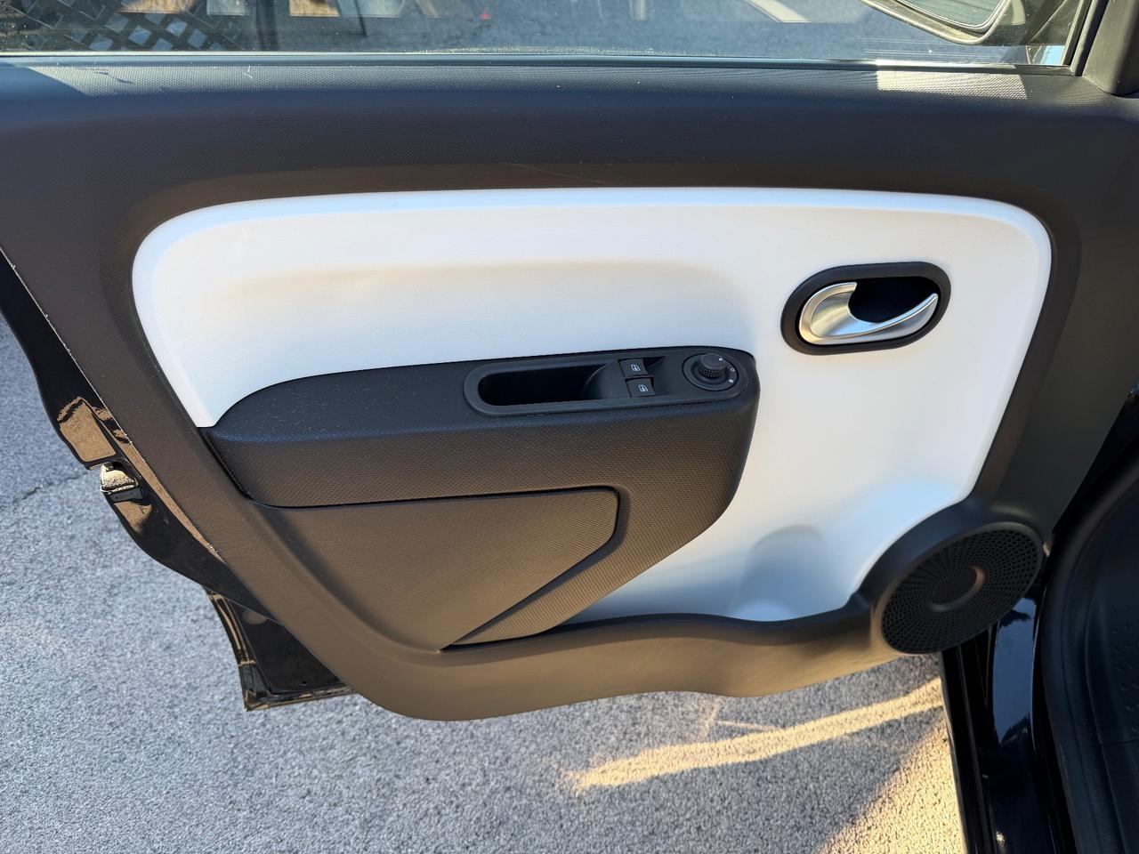 Renault Twingo TCe 90 CV EDC Intens