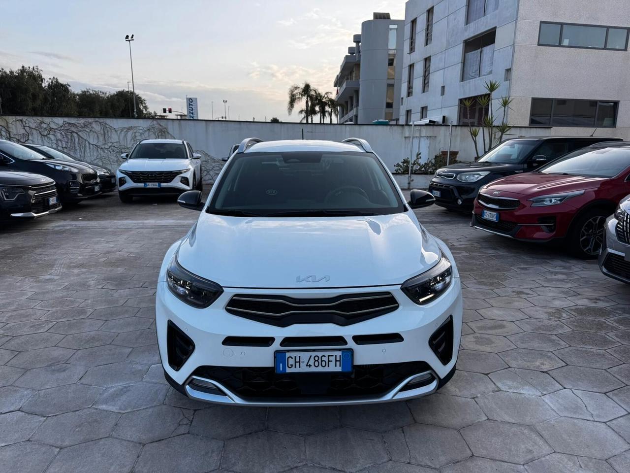 KIA STONIC 1.0 GTLINE 100CV MHEV 2022 FULL OPTIONAL