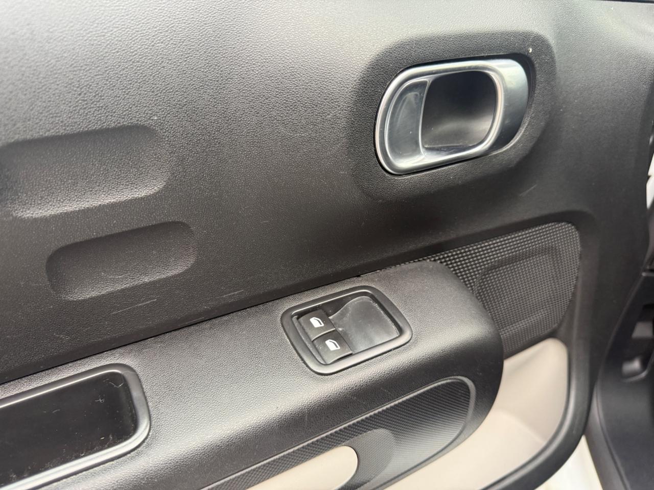 Citroen C3 PureTech 82 Shine OK NEOPATENTATI