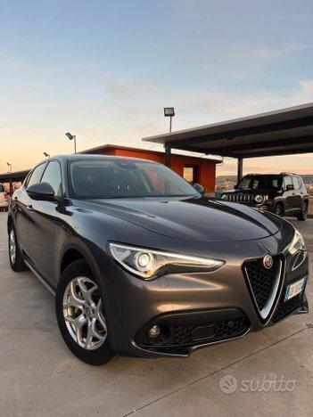 Alfa Romeo Stelvio 2.2 190 CV AT8 Q4 Super 2 ANNI GARANZIA