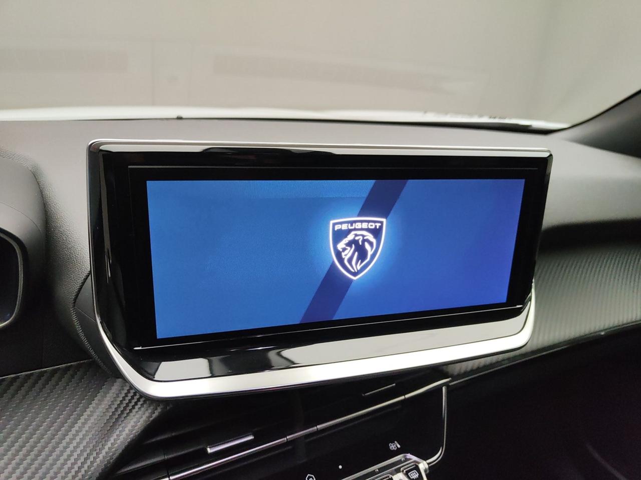 PEUGEOT 2008 II 2020 1.2 PURETECH 130CV ALLURE EAT8