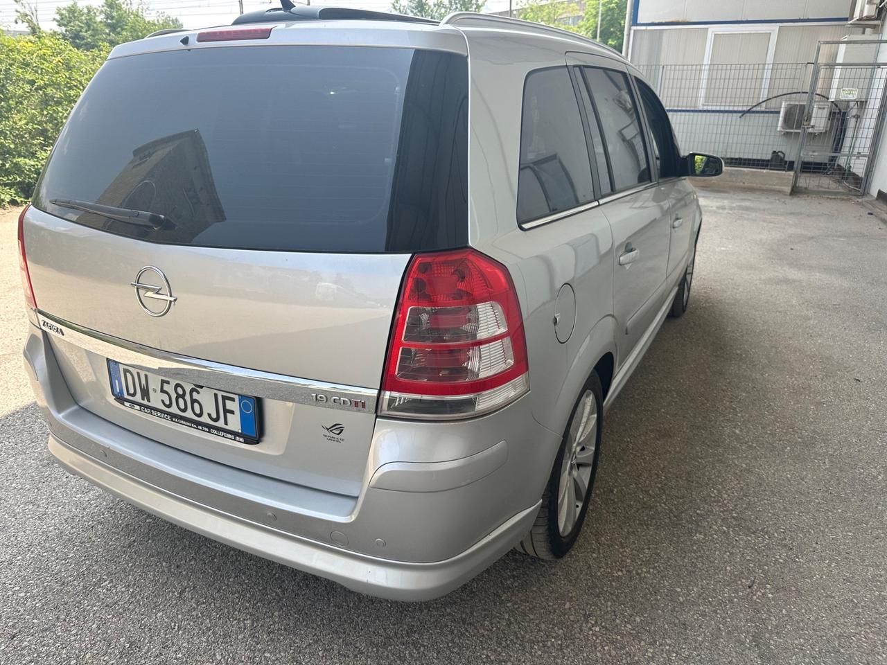 Opel Zafira 1.9 7 posti