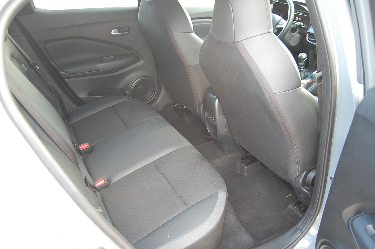 Nissan Juke 1.0 DIG-T 114 CV N-Connecta