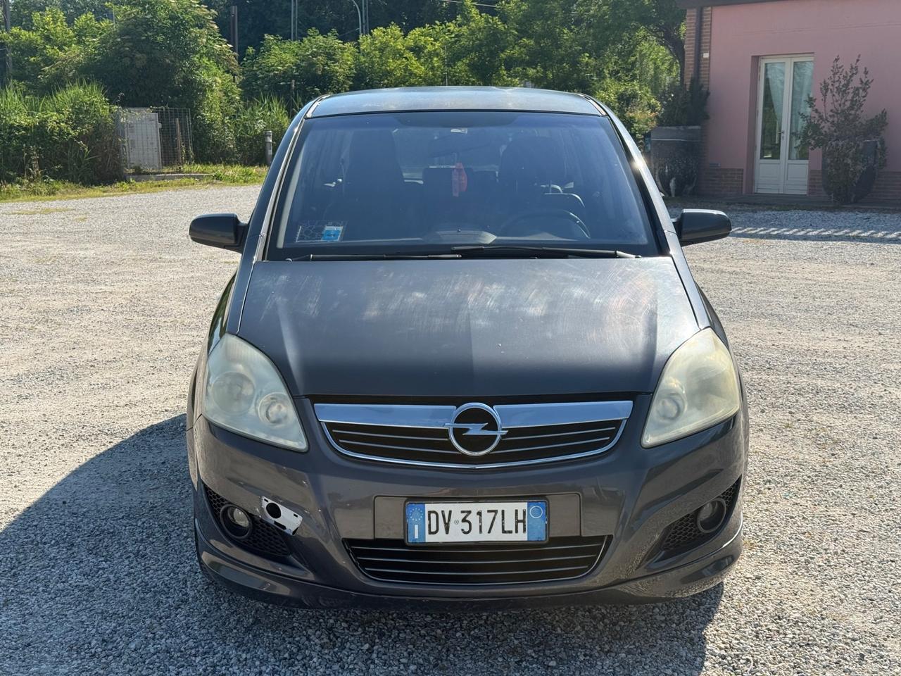 Opel Zafira 1.6 16V ecoM 94CV Cosmo
