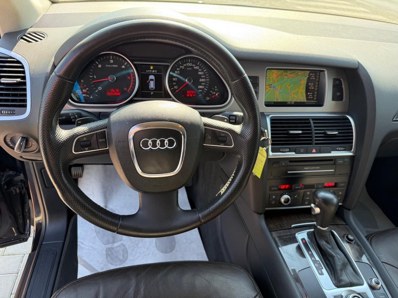 Audi Q7 3.0 TDI 240 CV diesel quattro . EURO6