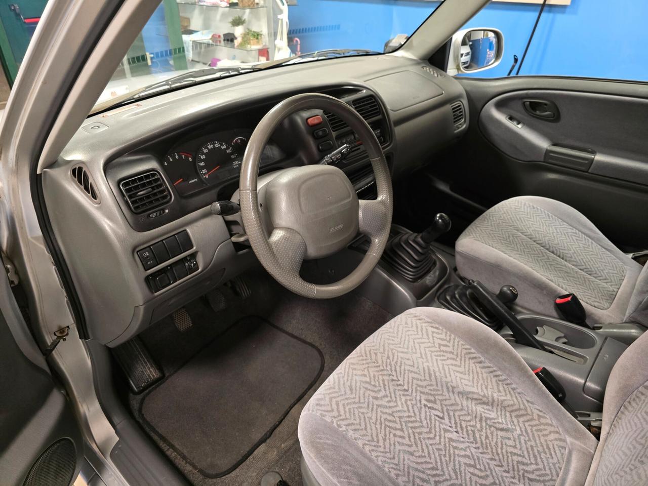Suzuki Grand Vitara 1.6i 16V cat 3 porte