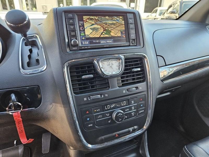 Lancia Voyager 2.8L 177cv Autom. S 7POSTI
