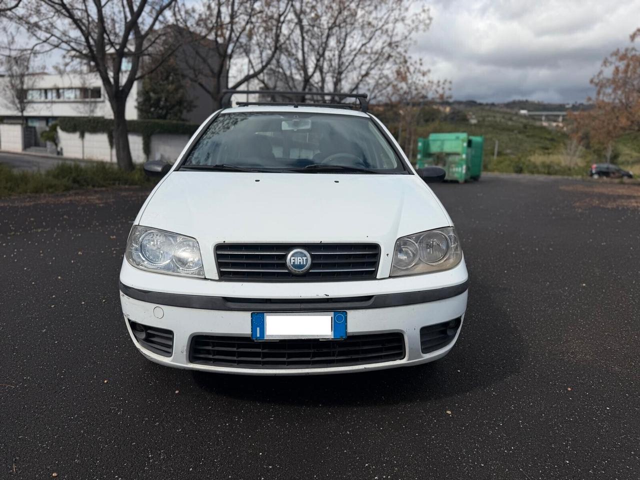 Fiat Punto 1.9 JTD 5 porte N1