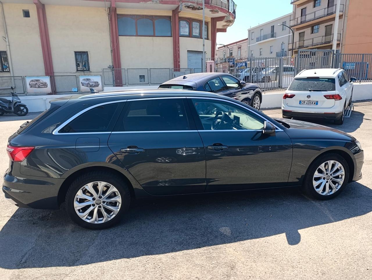 Audi A4 Avant 35 TDI/163 CV S tronic line edition
