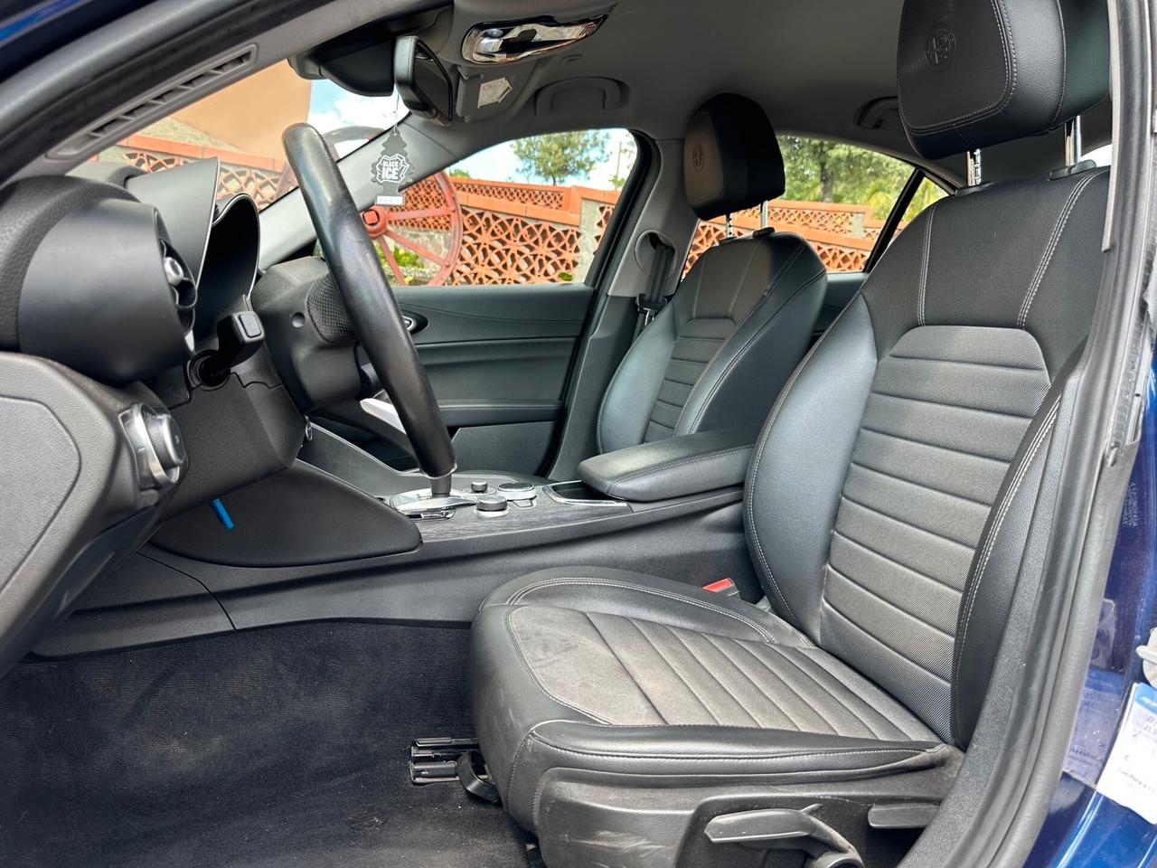 Alfa Romeo Giulia 2.2 Turbodiesel 160 CV AT8 (Motore Rotto)