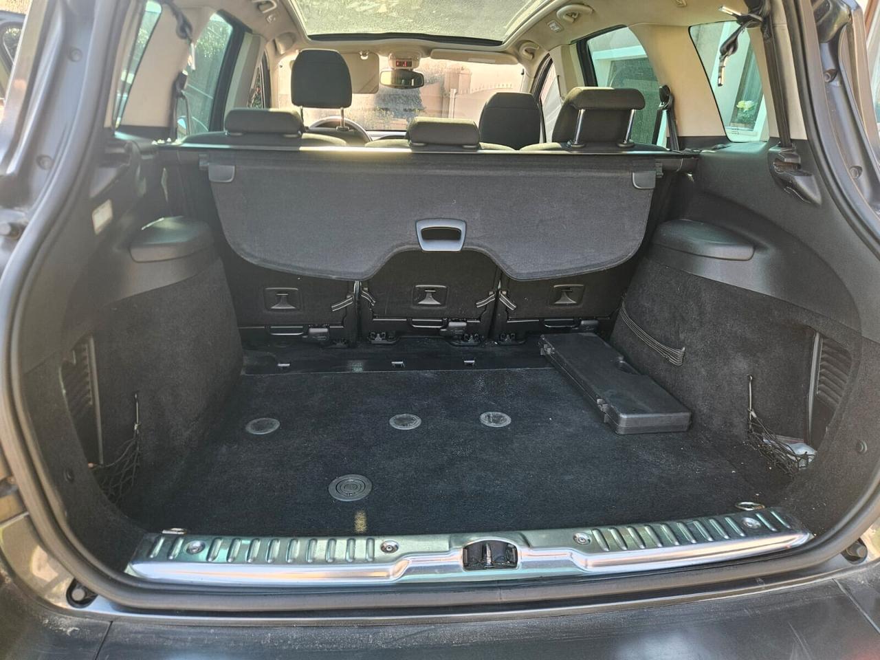 Peugeot 308 2.0 HDi 136CV aut. SW Ciel Féline 7 posti