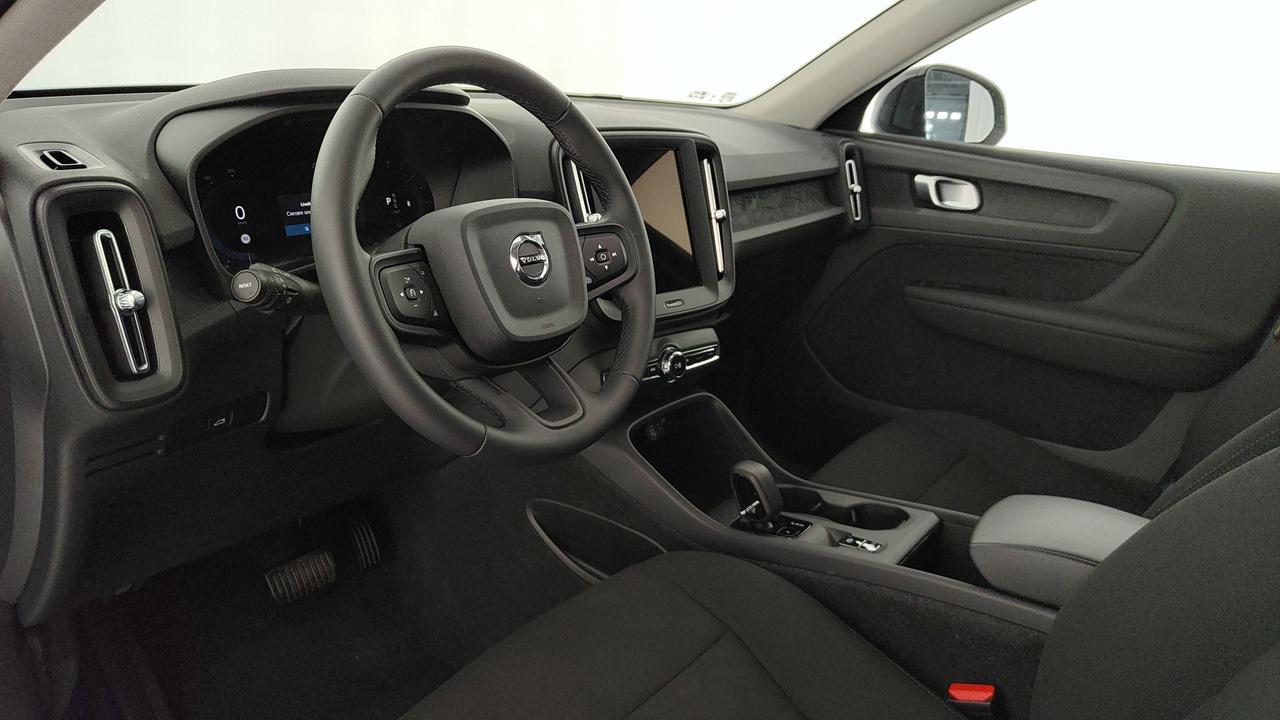 VOLVO XC40 2.0 b3 Essential auto N1
