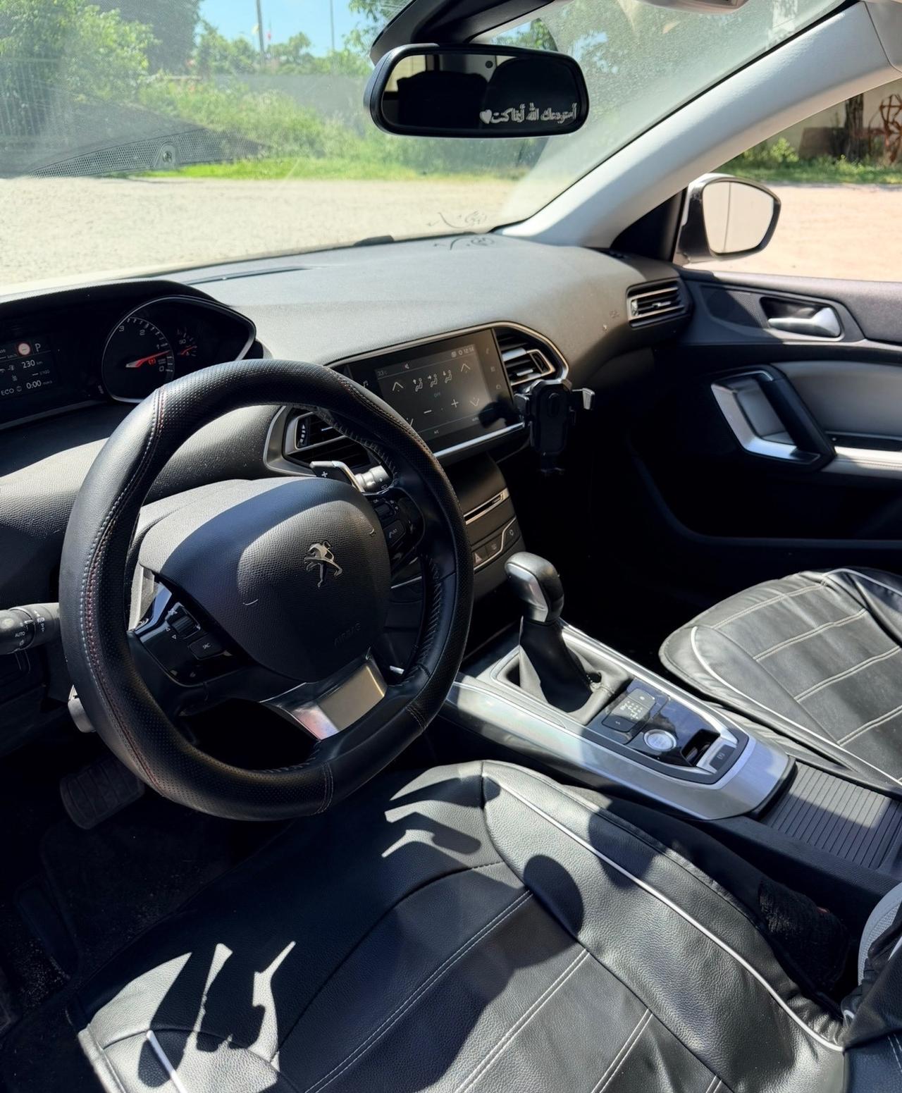 Peugeot 308 BlueHDi 130 S&S SW Allure
