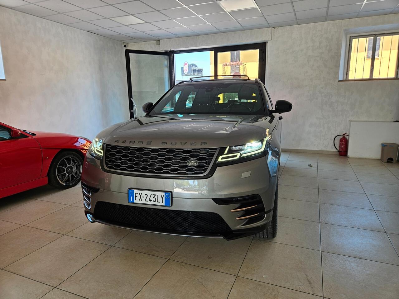Land Rover Range Rover Velar Range Rover Velar 2.0D I4 240 CV R-Dynamic S