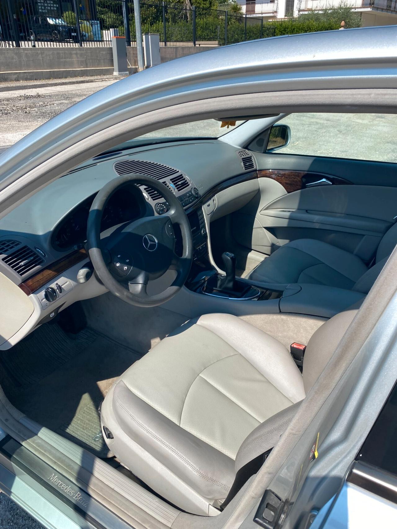 Mercedes-benz E 200 Kompressor TPS cat Classic GPL