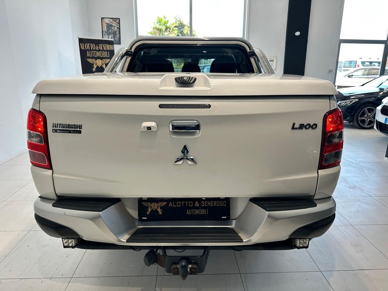 Mitsubishi L200 2.4 181 CV Intense Full 2016