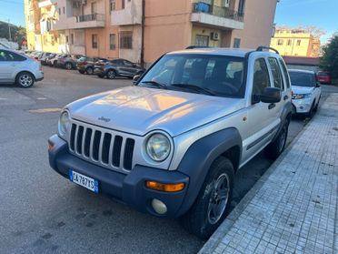 Jeep Cherokee 2.5 CRD Sport