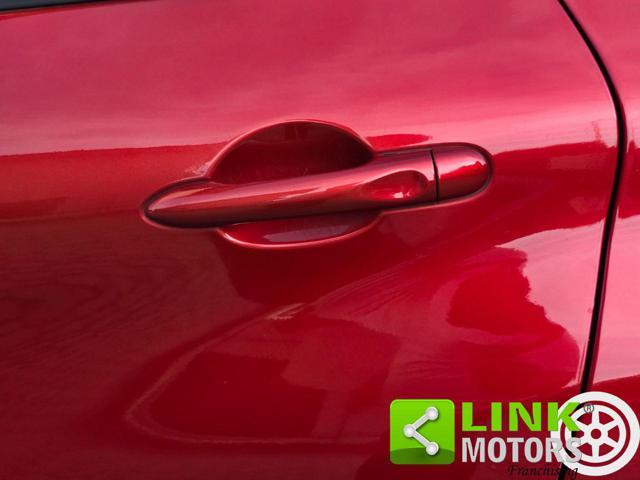 RENAULT Captur R-Link Automatica Dci 90CV E6