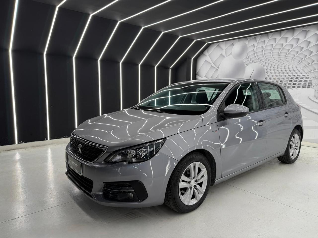 Peugeot 308 5P-1.5HDI-FULL OPTIONAL-KM CERTI-12 M GAR-PERMUTE