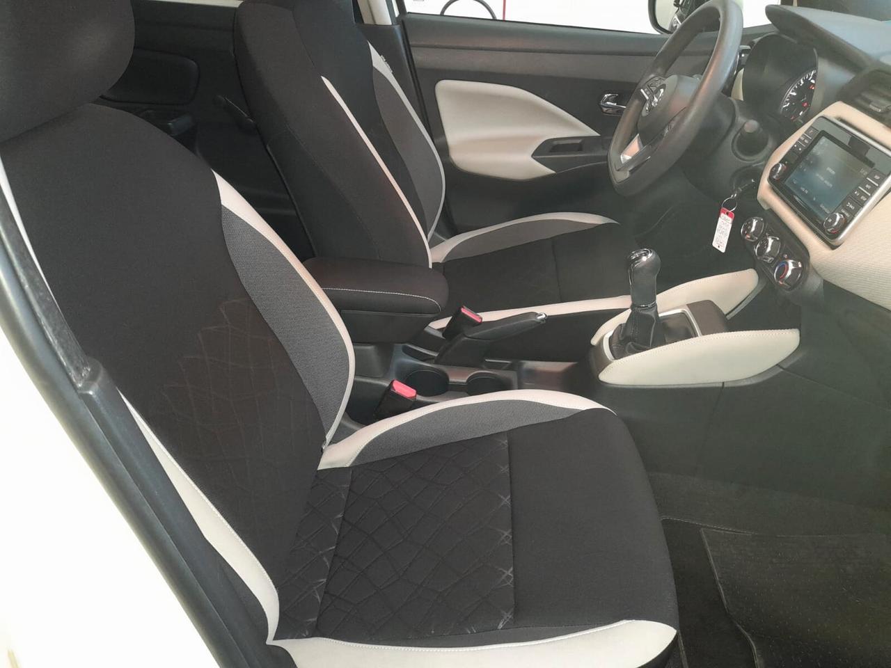 Nissan Micra 1.0L 12V 5 porte Visia