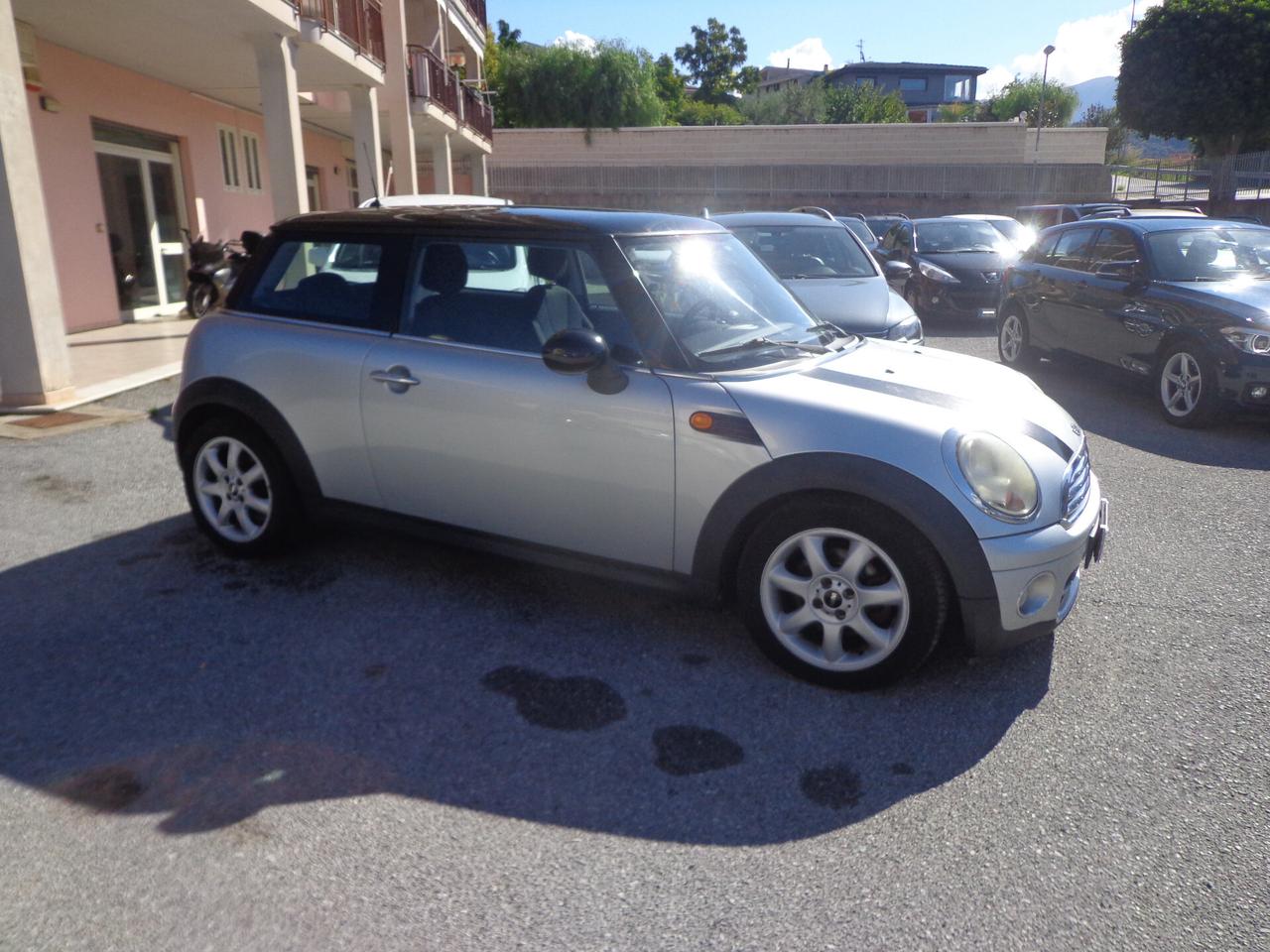 Mini Mini 1.6 16V Cooper D