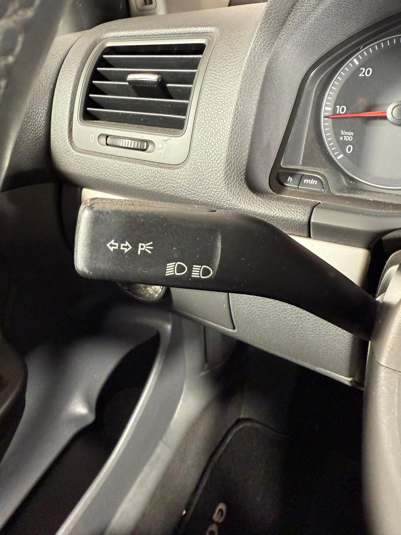 Volkswagen Golf 2.0 16V TDI 5p. Sportline