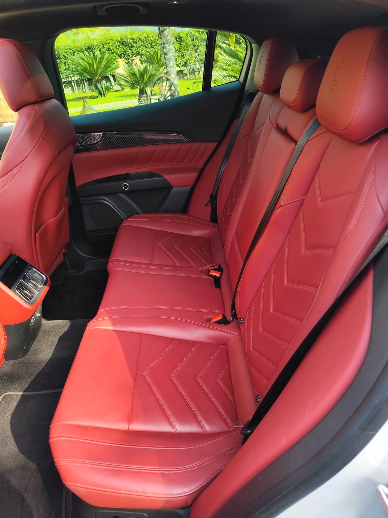 Maserati Grecale MHEV 330 CV AWD Modena