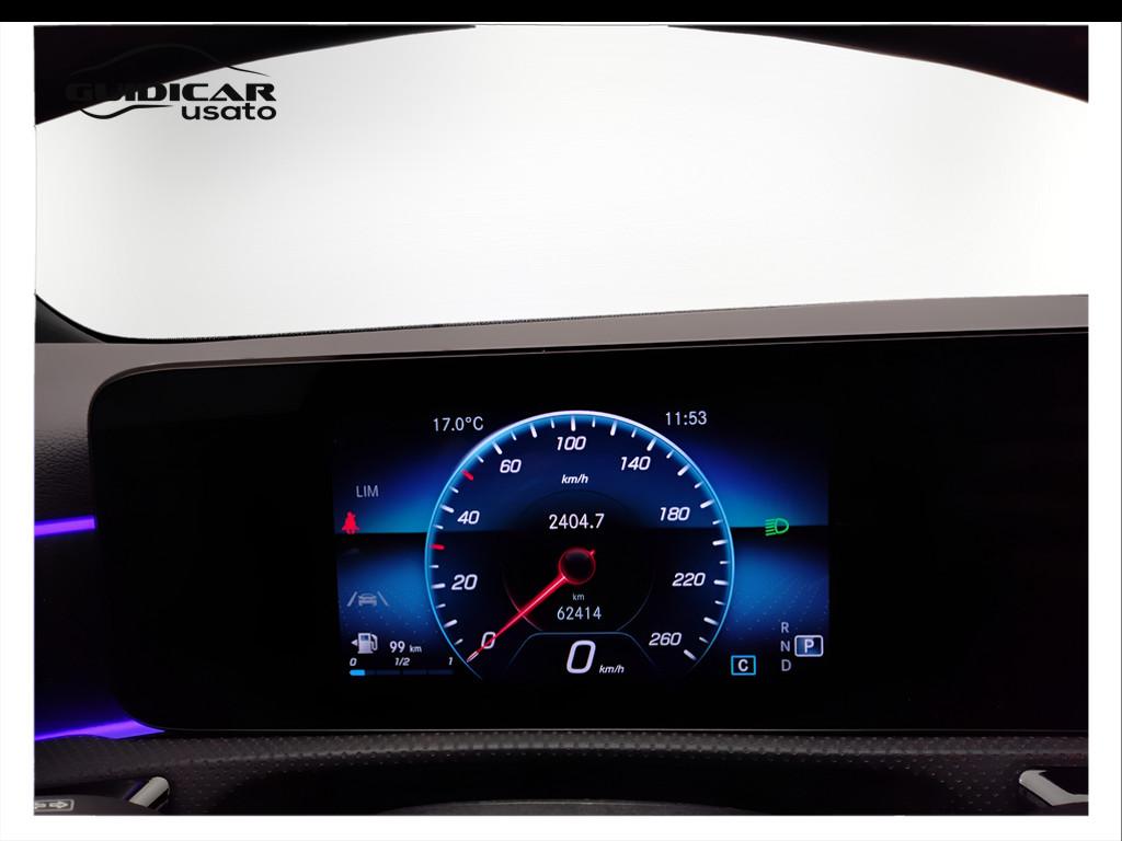 Mercedes-Benz Classe A - W177 2018 - A 180 d Premium auto