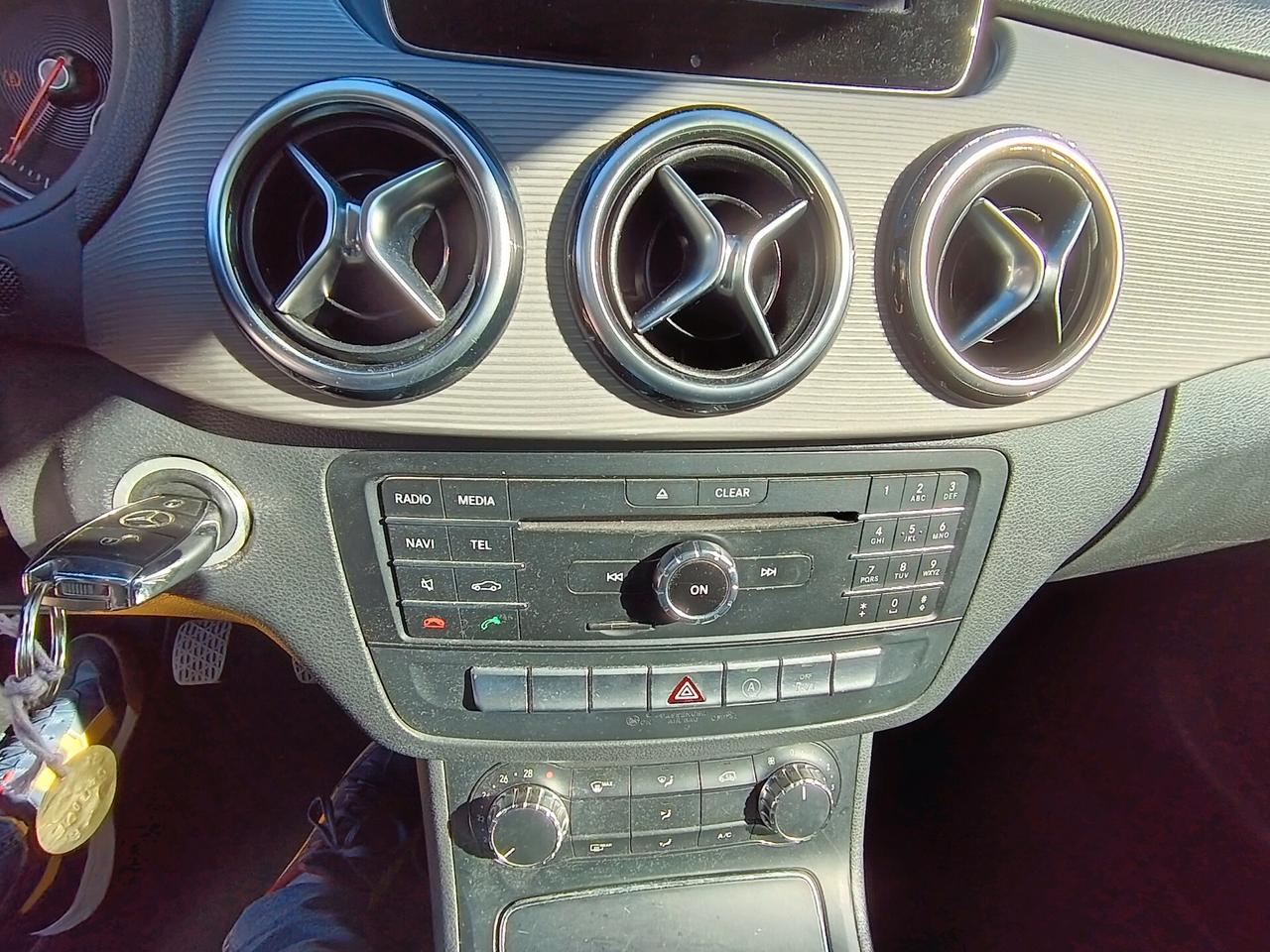 Mercedes-benz B 180 d Premium
