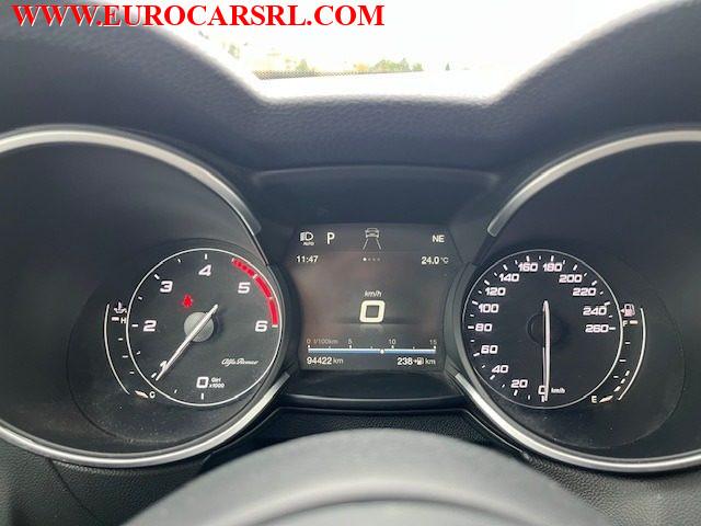 ALFA ROMEO Stelvio 2.2 Turbodiesel 180 CV AT8 RWD Executive