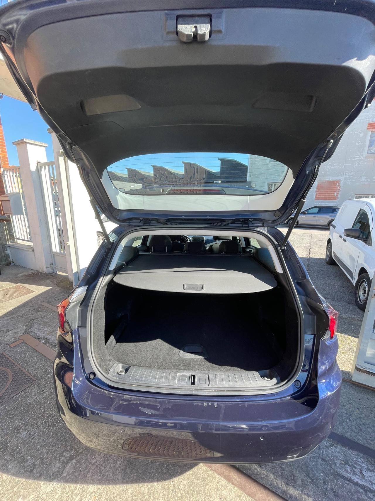 Fiat Tipo 1.3 Mjt S&S SW Lounge