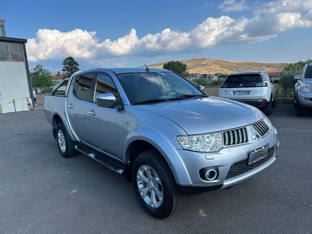 MITSUBISHI - L200 2.5 DI-D/178CV DC Intense Plus