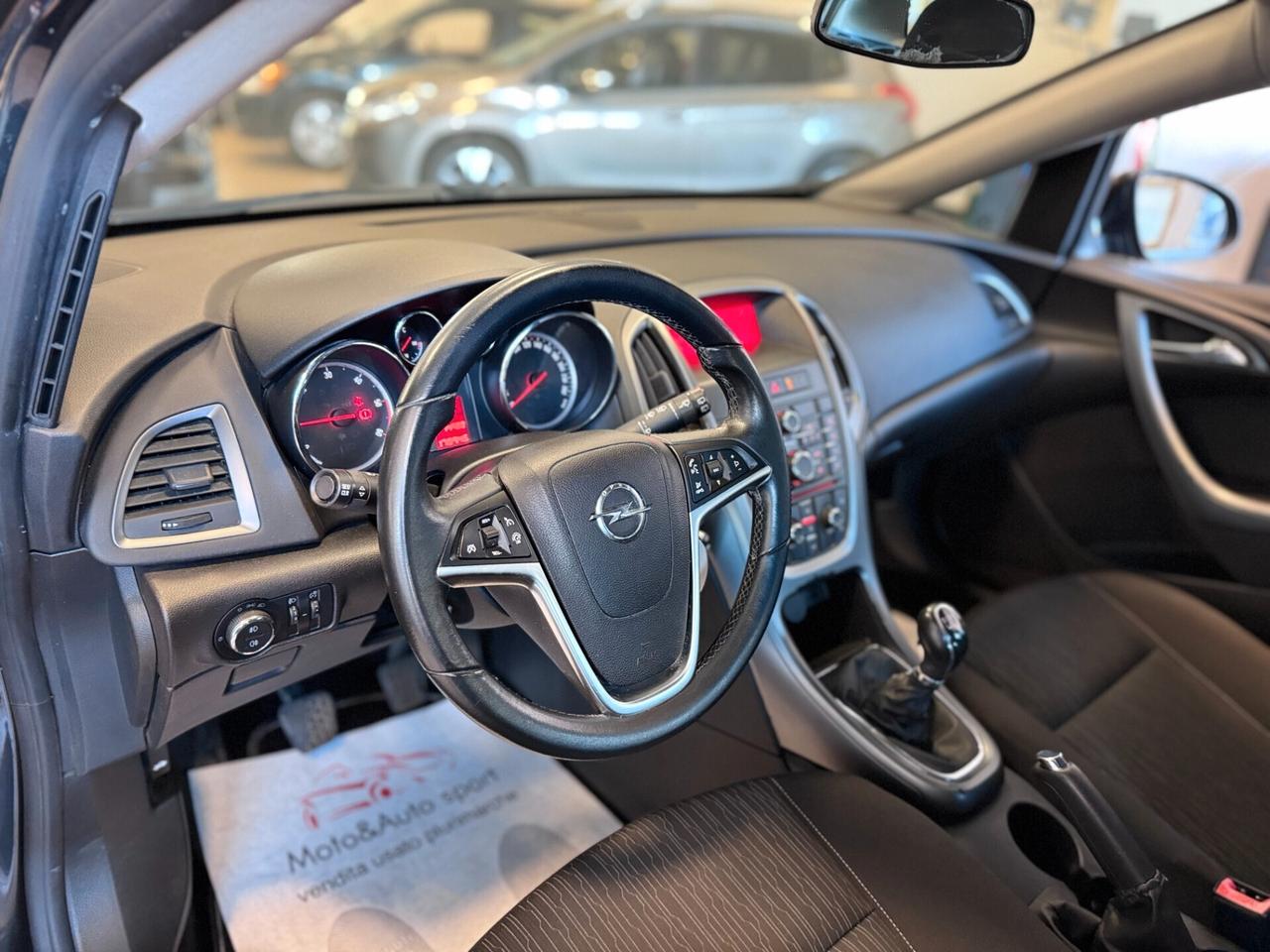 Opel Astra 1.7 CDTI 110CV Sports Tourer Cosmo