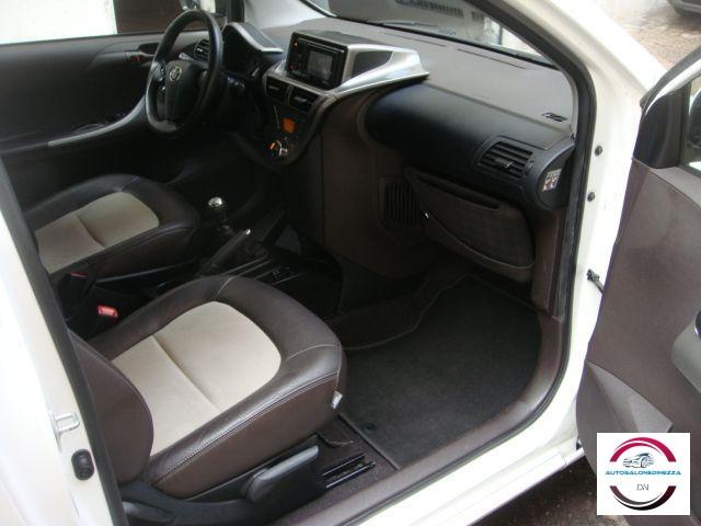 TOYOTA - iQ - 1.3 Executive