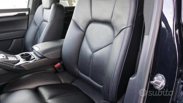 PORSCHE Cayenne 3.0 Diesel 250CV Platinum Editio