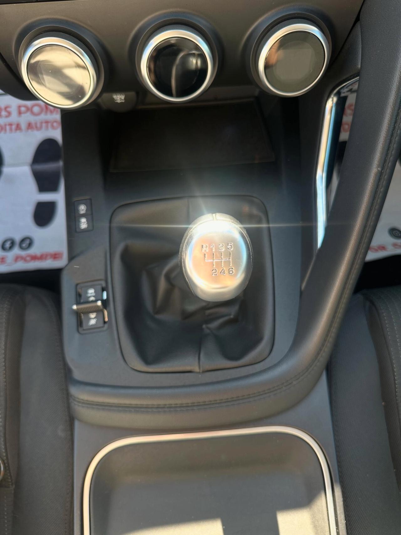 Jaguar E-Pace 2.0D 180 CV AWD R-Dynamic S