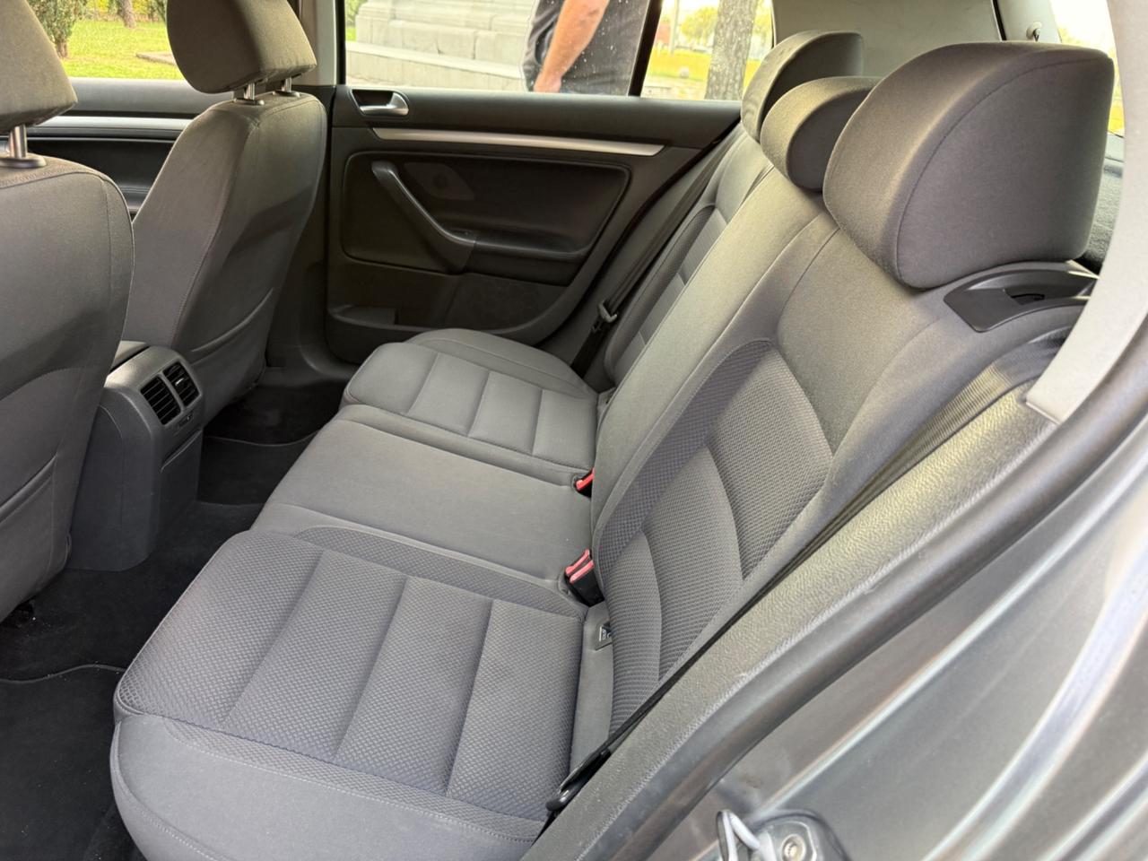 Volkswagen Golf 2.0 16V TDI 5p. Sportline