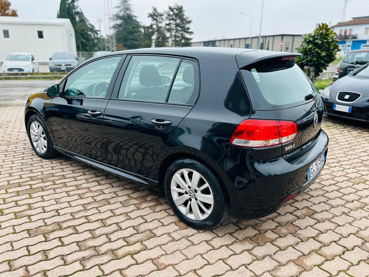 Volkswagen Golf 1.6 TDI DPF 5p. Highline
