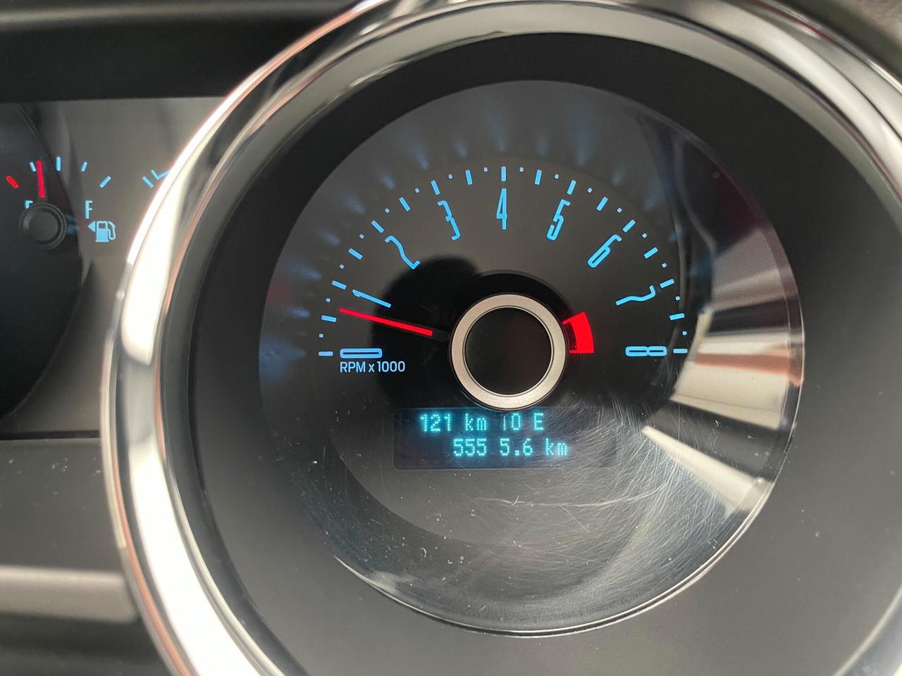 Mustang 3.7 V6 224cv automatic
