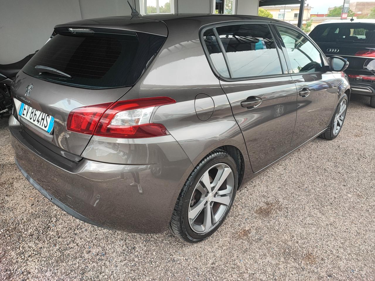 Peugeot 308 1.6 e-HDi 115 CV Stop&Start Allure