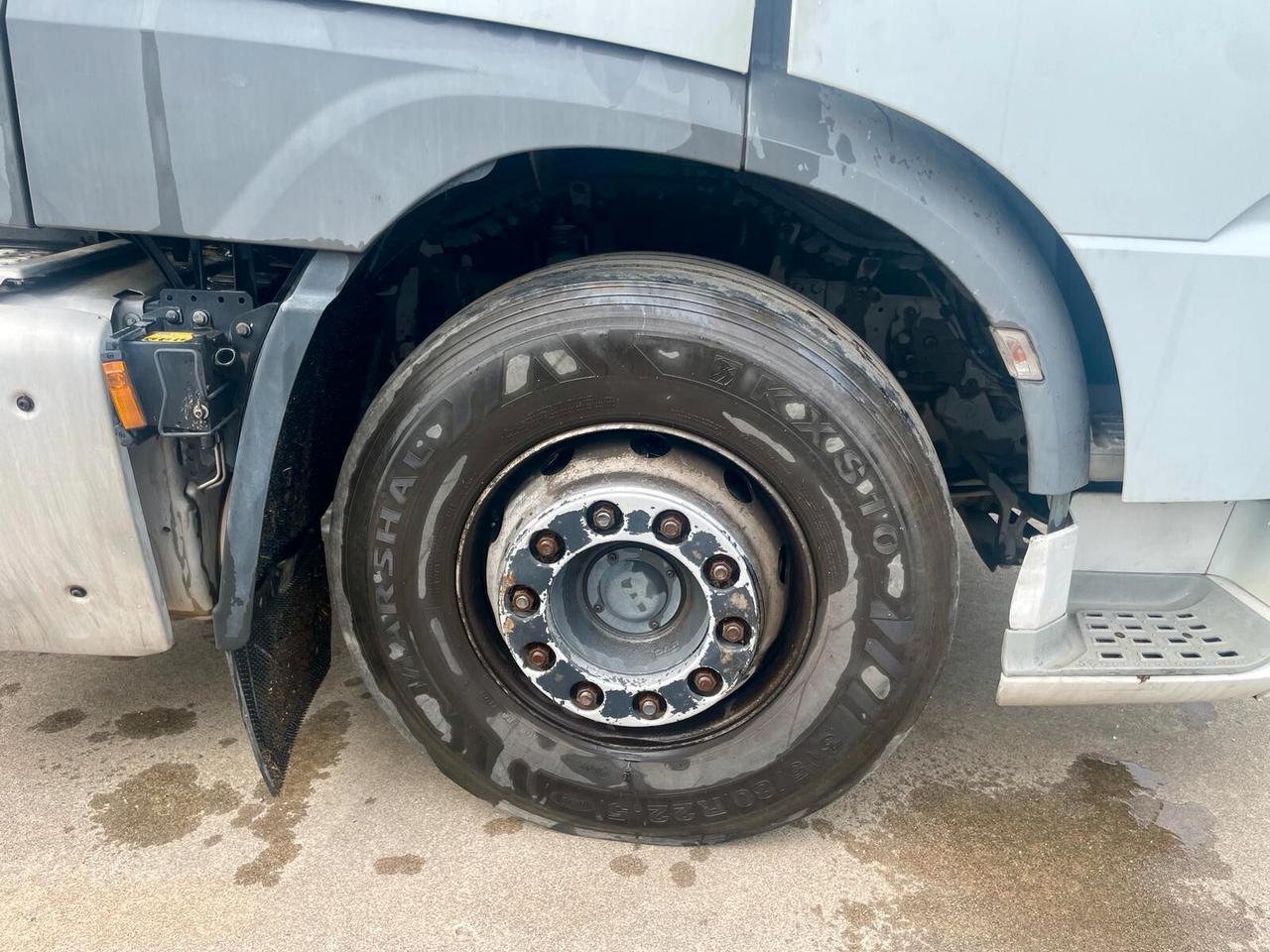 DAF XF 106 -480 **SINISTRATO *** MARCIANTE VA IN MOTO ***
