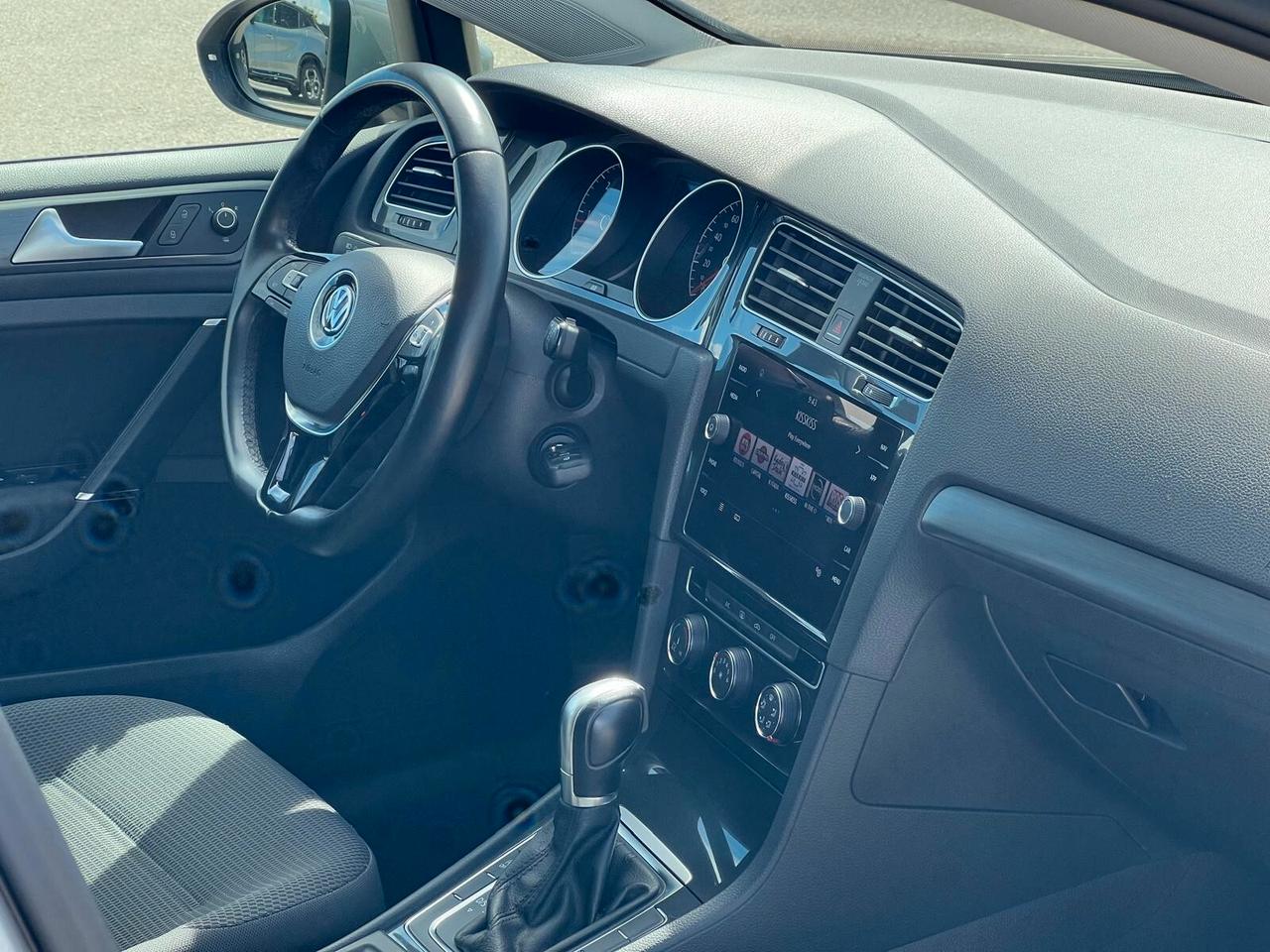 Volkswagen Golf Variant 1.6 TDI 115 CV DSG Executive BlueMotion Tech.