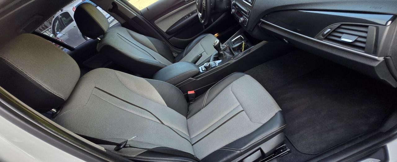 Bmw 118 118d 5p. Urban