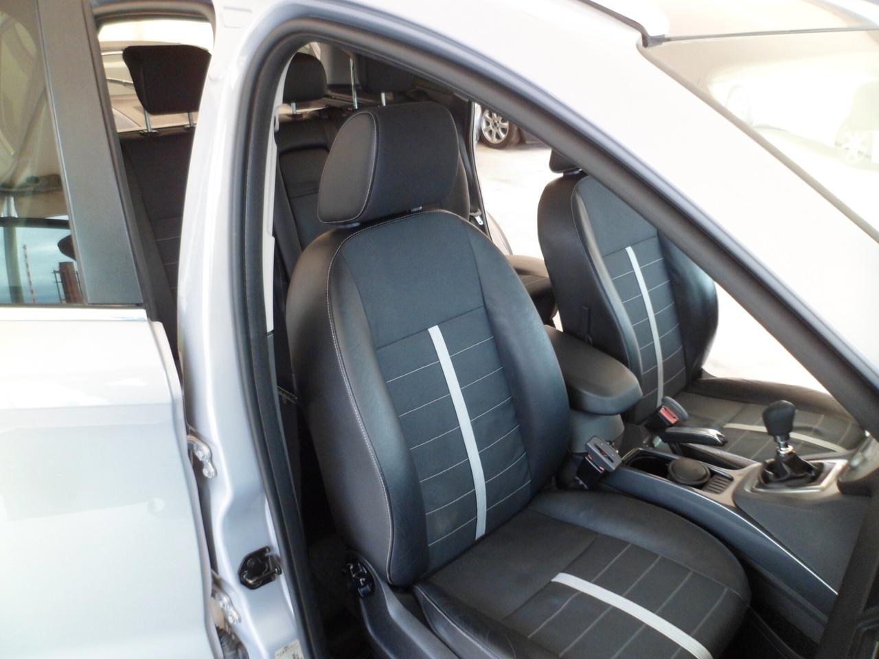 Ford Kuga 2.0 TDCi 163 CV 4WD Titanium 10