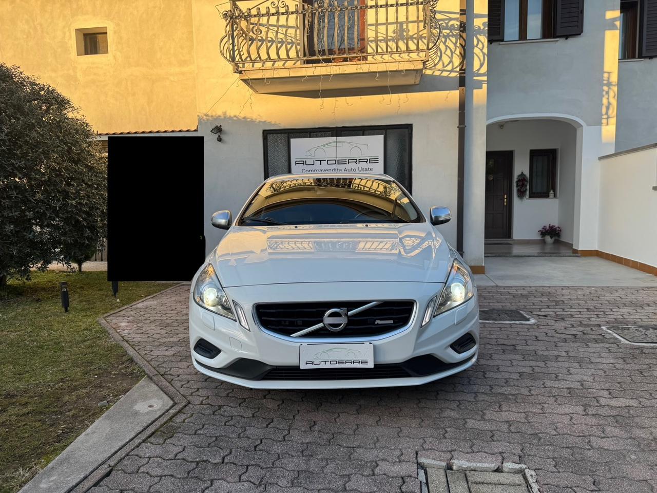 Volvo V60 D3 Geartronic R-design