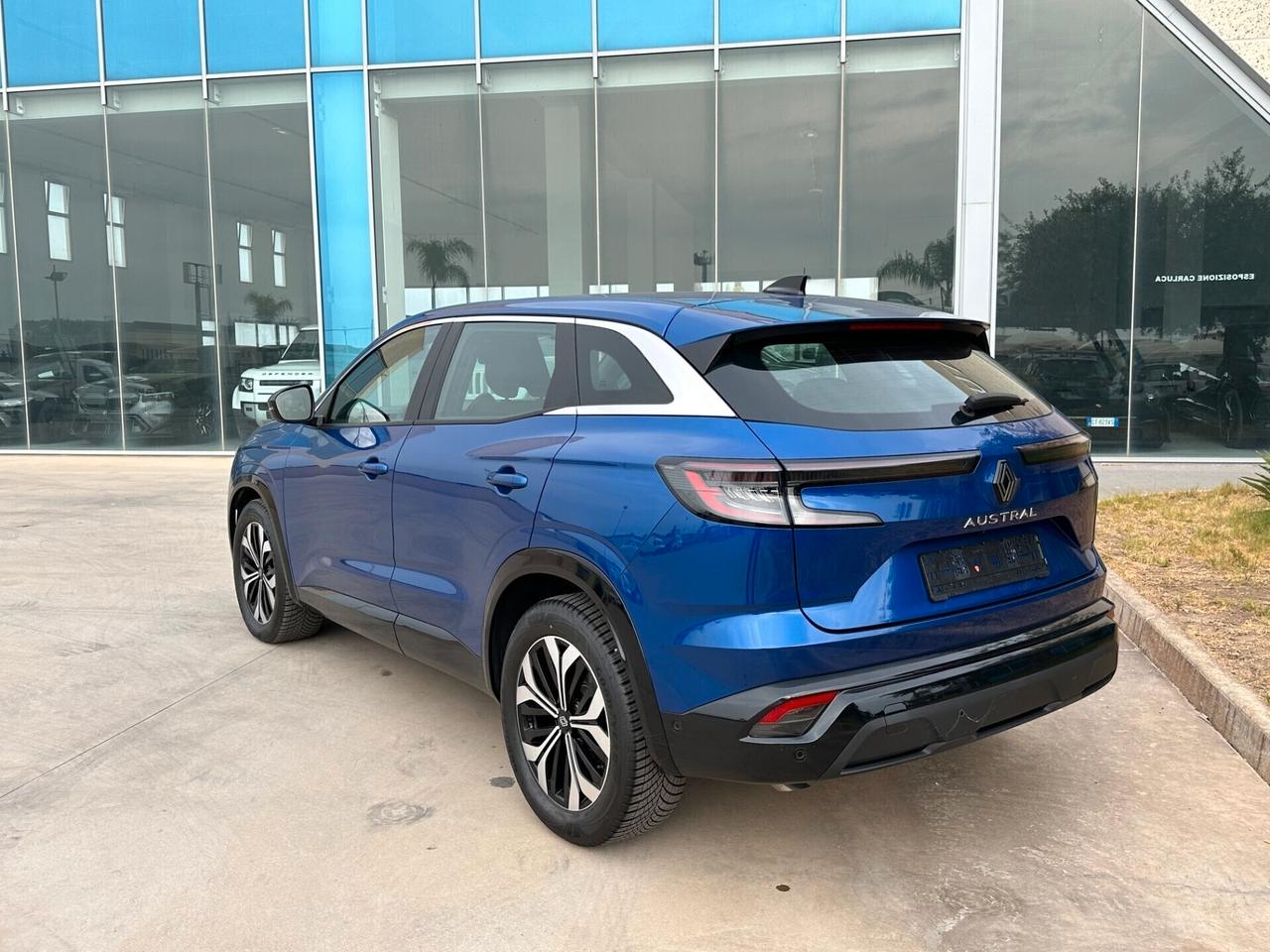 Renault Austral mhev Equilibre possibilità noleggio no scoring