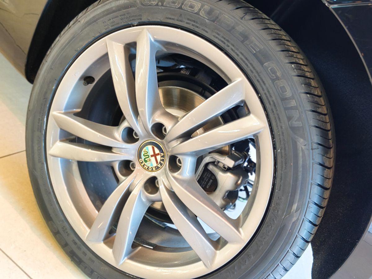 ALFA ROMEO Giulietta 1.6 JTDm-2 105 CV Distinctive Solo 89.000km